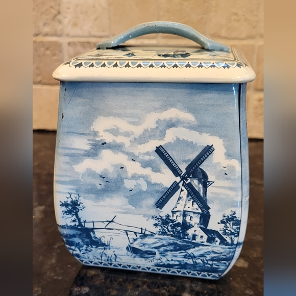 Vintage Blue and Ivory MFM Biscuit or Tea Tin Decorated with Ships and Windmills - Picture 4 of 13